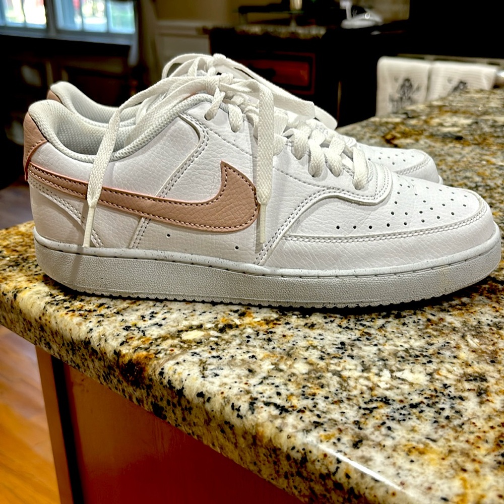 Nike court vision